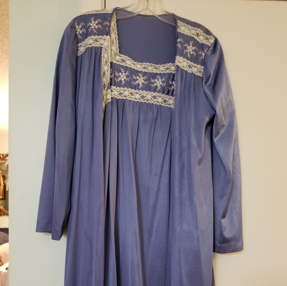 Nightgown